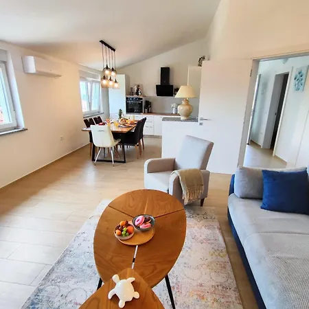 Pavao Holiday home *
